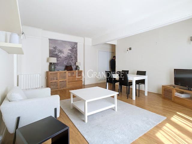 Vente Appartement 3 pièces 72.86 m2 Paris 16ème