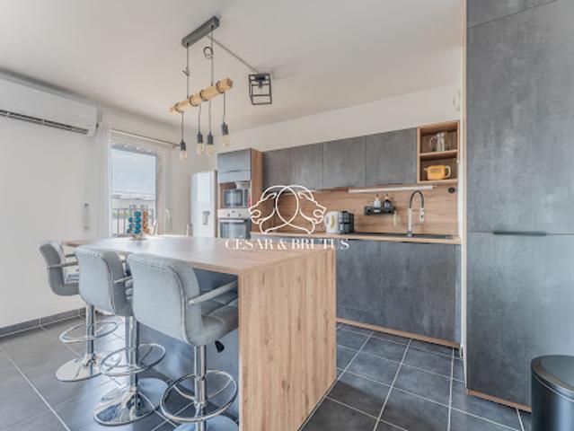 Vente Appartement 3 pièces 72.35 m2 Venissieux