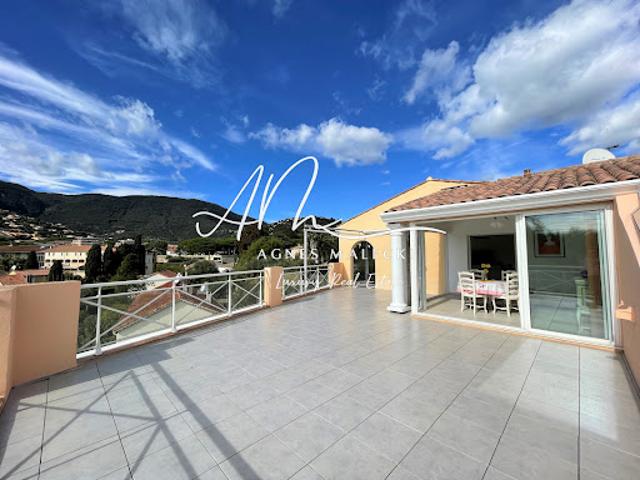 Vente Appartement 3 pièces 72 m2 Cavalaire sur Mer