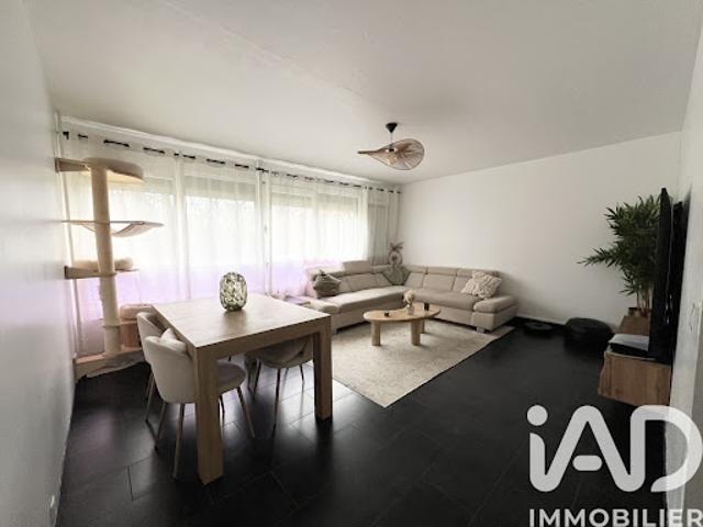 Vente Appartement 3 pièces 72 m2 Elancourt