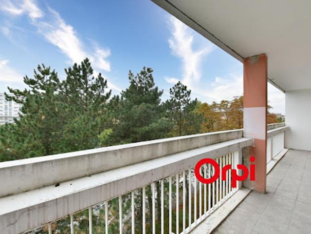 Vente Appartement 3 pièces 72 m2 Pierre benite
