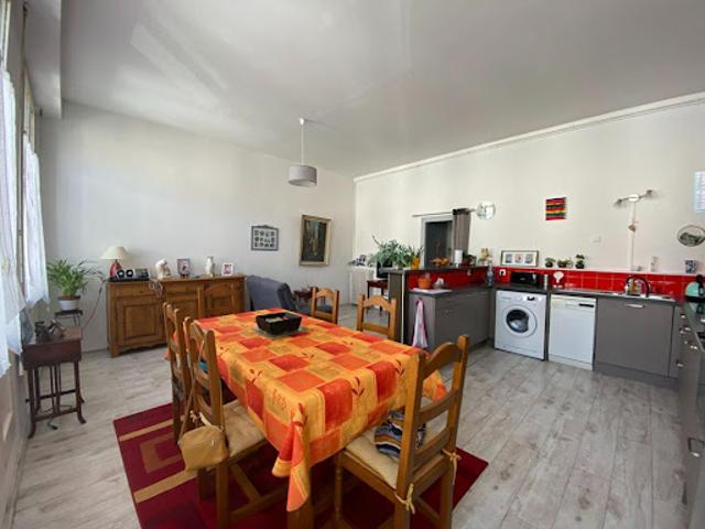 Vente Appartement 3 pièces 77 m2 Rochefort