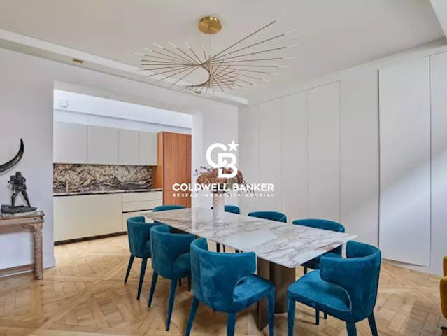 Vente Appartement 3 pièces 77.18 m2 Paris 7ème
