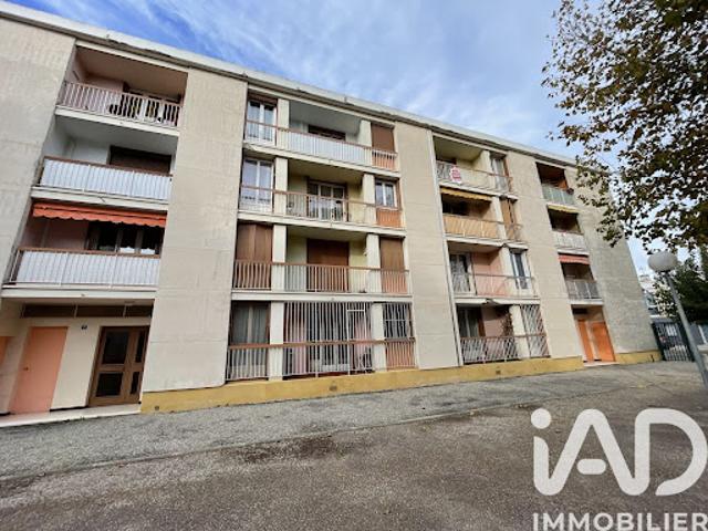 Vente Appartement 3 pièces 77 m2 Arles
