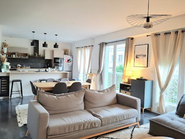Vente Appartement 3 pièces 77 m2 Merignac