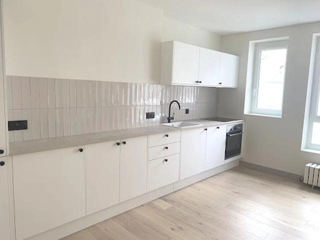 Vente Appartement 3 pièces 74.18 m2 Paris 16ème
