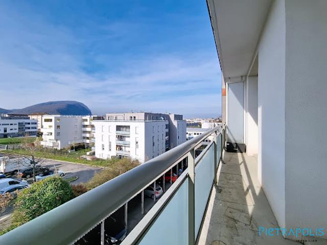 Vente Appartement 3 pièces 74 m2 Annemasse