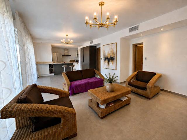 Vente Appartement 3 pièces 74 m2 Frejus