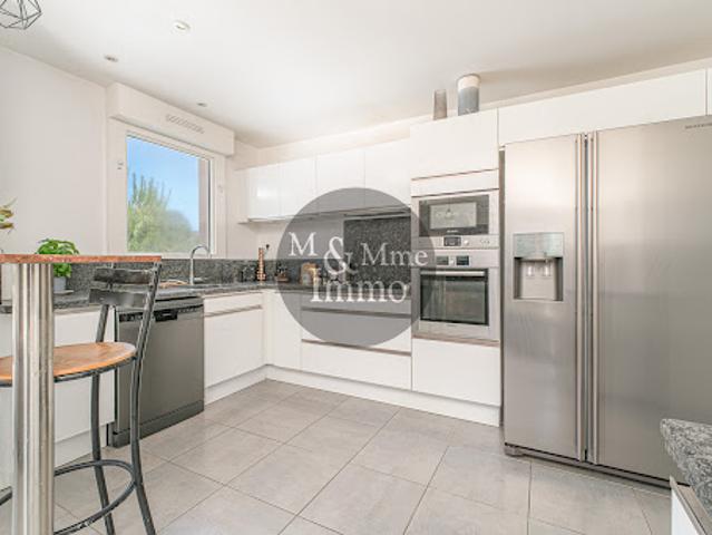 Vente Appartement 3 pièces 74 m2 Marseille 11ème
