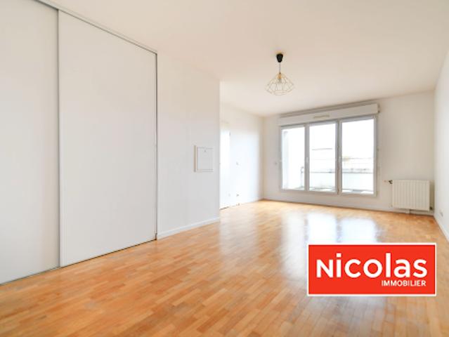 Vente Appartement 3 pièces 74 m2 Massy