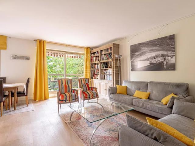 Vente Appartement 3 pièces 74 m2 Paris 17ème
