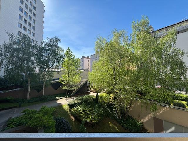 Vente Appartement 3 pièces 75.44 m2 Paris 12ème
