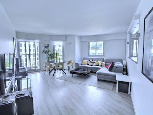 Vente Appartement 3 pièces 75.53 m2 Puteaux