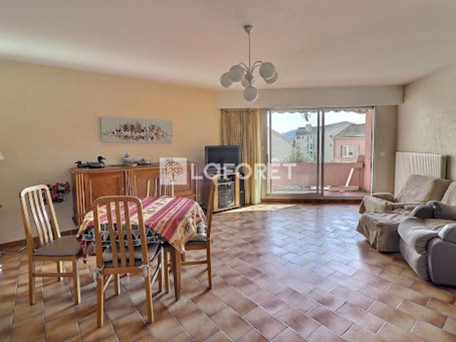 Vente Appartement 3 pièces 75.57 m2 Hyeres