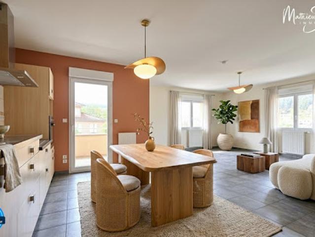 Vente Appartement 3 pièces 75 m2 Yzeron