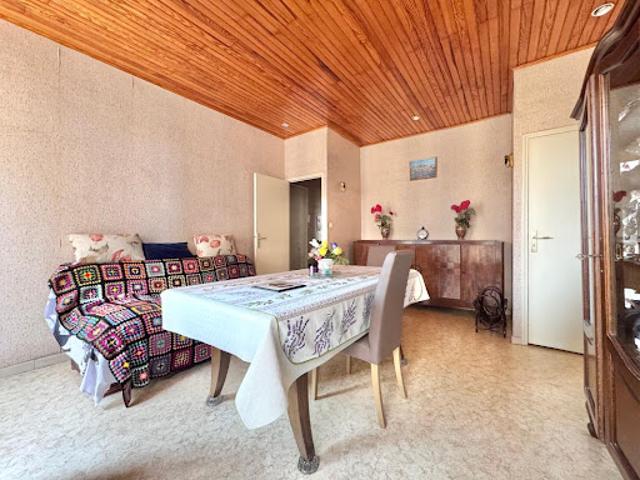 Vente Appartement 3 pièces 75 m2 Marseille 6ème