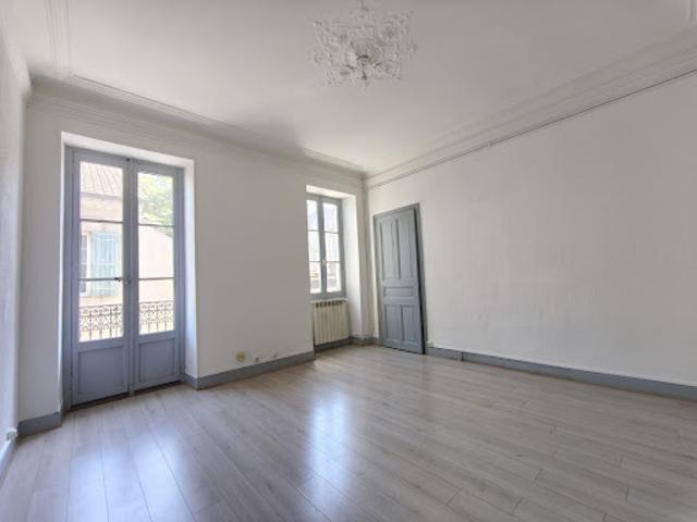 Vente Appartement 3 pièces 75 m2 Nimes