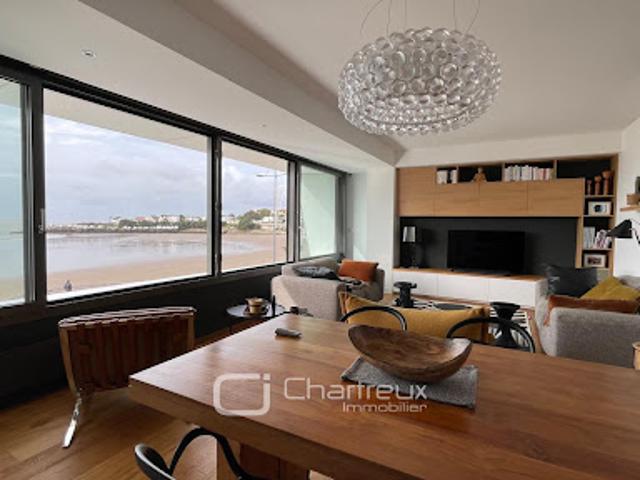 Vente Appartement 3 pièces 76.59 m2 Royan
