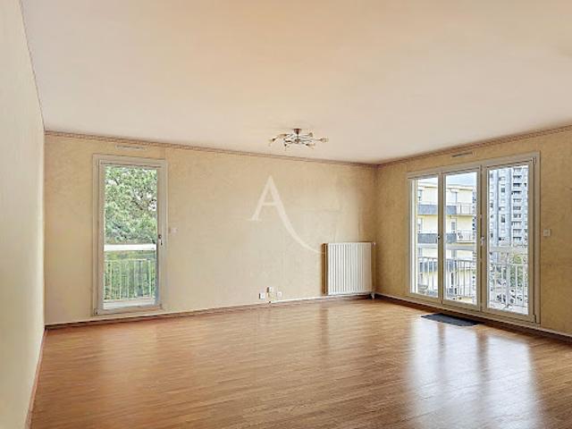 Vente Appartement 3 pièces 76 m2 Angers