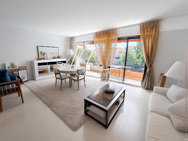 Vente Appartement 3 pièces 76 m2 Cavalaire sur Mer