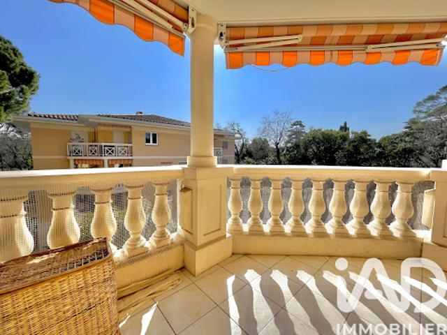 Vente Appartement 3 pièces 76 m2 Frejus