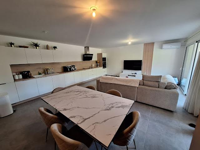 Vente Appartement 3 pièces 76 m2 Istres