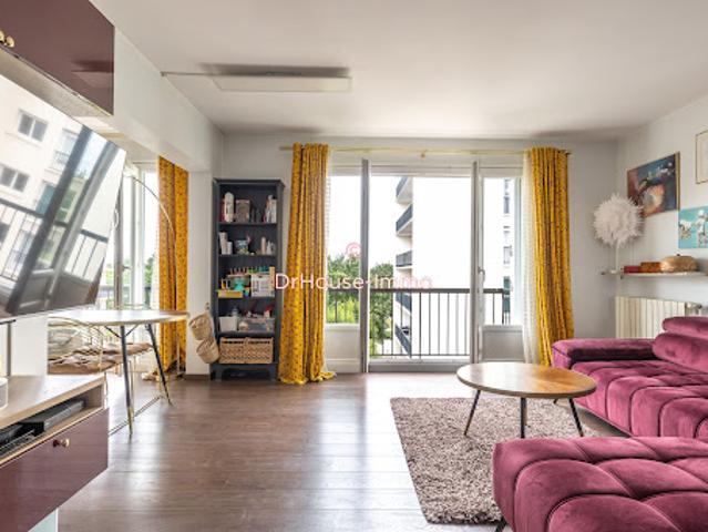 Vente Appartement 3 pièces 78.93 m2 Maurepas