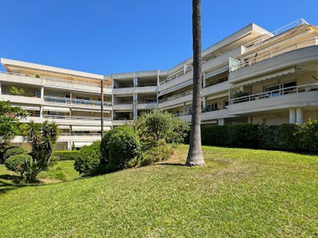 Vente Appartement 3 pièces 78 m2 Antibes
