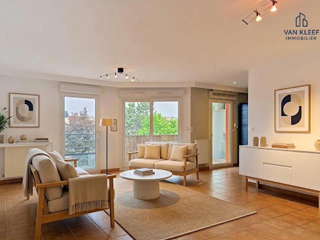 Vente Appartement 3 pièces 79.04 m2 Ferney Voltaire
