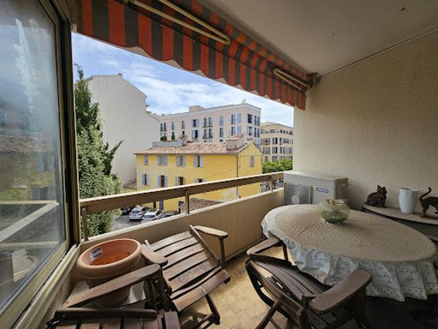 Vente Appartement 3 pièces 79.33 m2 Antibes