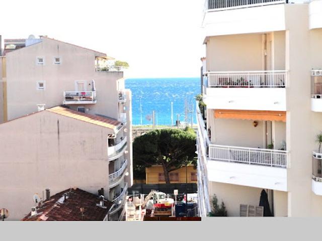 Vente Appartement 3 pièces 79 m2 Cannes la bocca