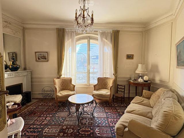 Vente Appartement 4 pièces 84 m2 Paris 15ème
