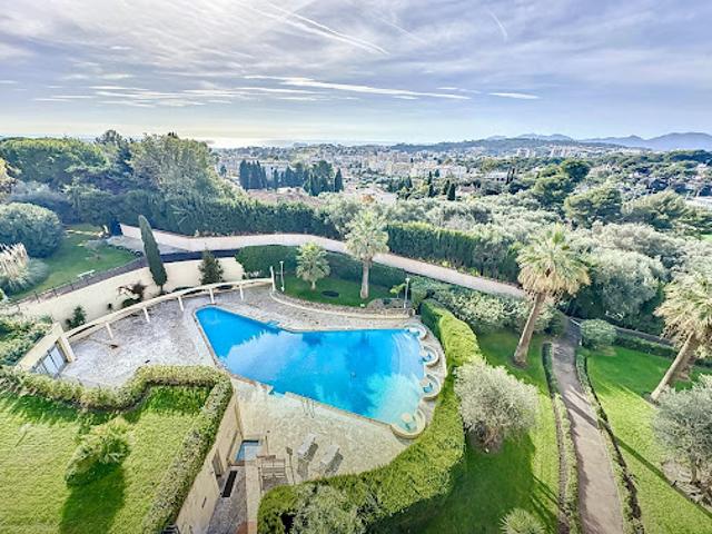 Vente Appartement 3 pièces 83.02 m2 Le Cannet
