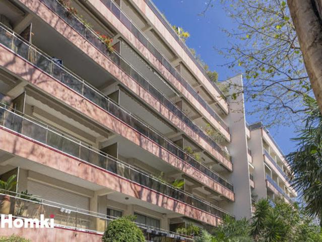 Vente Appartement 3 pièces 83 m2 Marseille 8ème