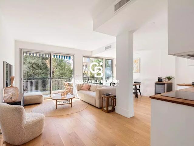 Vente Appartement 3 pièces 80.14 m2 Nice