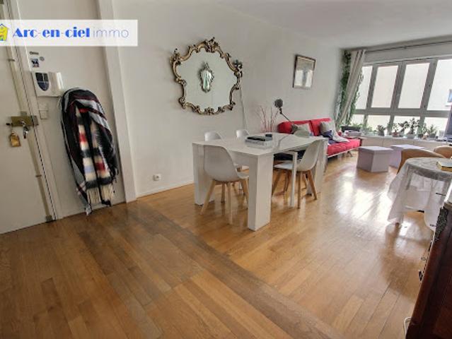 Vente Appartement 3 pièces 80 m2 Paris 3ème