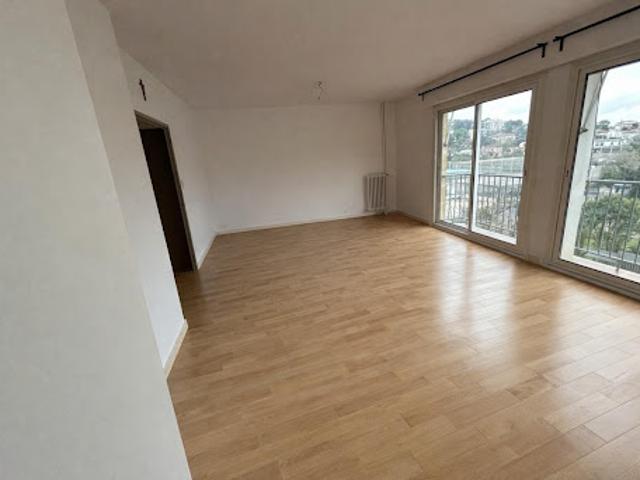 Vente Appartement 3 pièces 81.06 m2 Aix en Provence