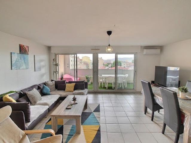 Vente Appartement 3 pièces 81.2 m2 Marseille 10ème