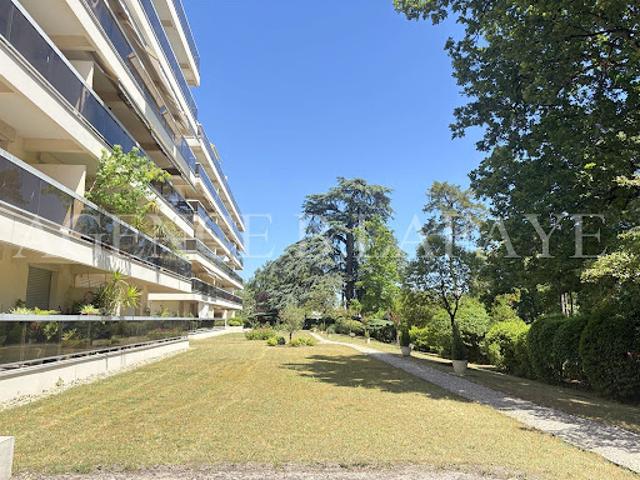 Vente Appartement 3 pièces 81.37 m2 Bordeaux