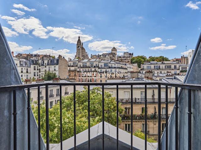 Vente Appartement 3 pièces 81.39 m2 Paris 18ème