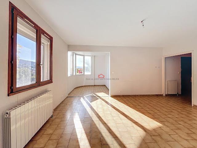 Vente Appartement 3 pièces 81 m2 Afa