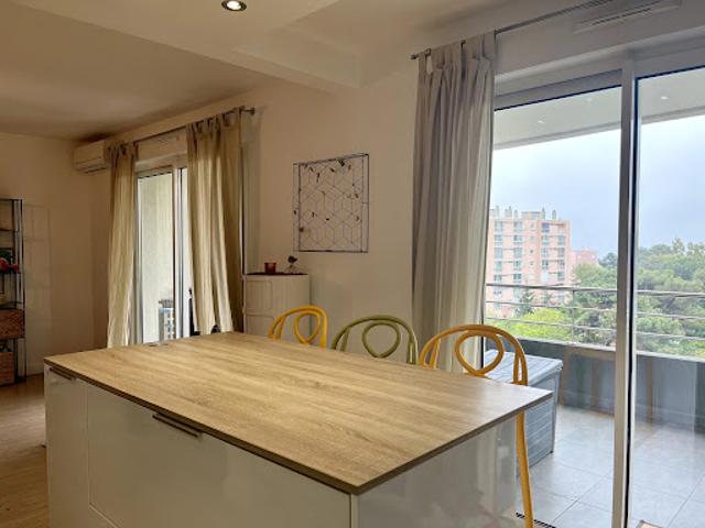 Vente Appartement 3 pièces 81 m2 Bastia