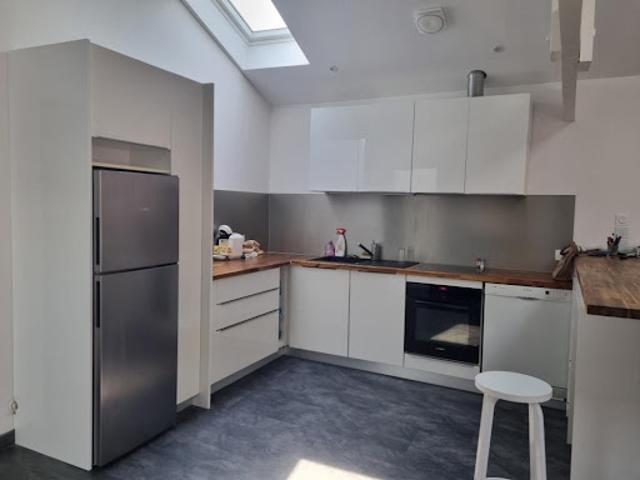 Vente Appartement 3 pièces 81 m2 Begles