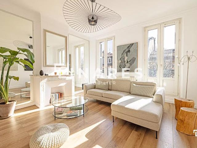 Vente Appartement 3 pièces 81 m2 Marseille 1er