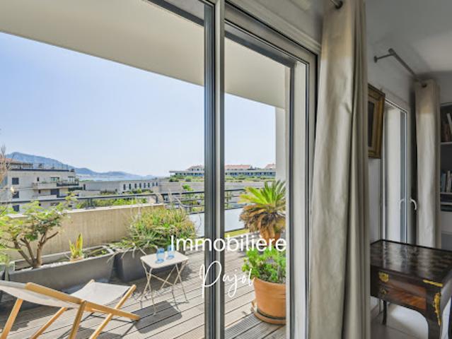 Vente Appartement 3 pièces 81 m2 Marseille 8ème
