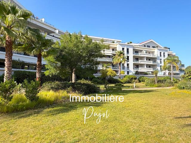 Vente Appartement 3 pièces 81 m2 Marseille 8ème