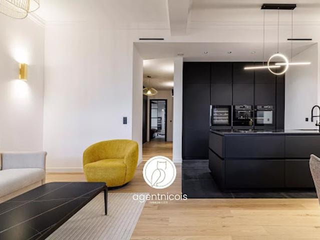 Vente Appartement 3 pièces 81 m2 Nice