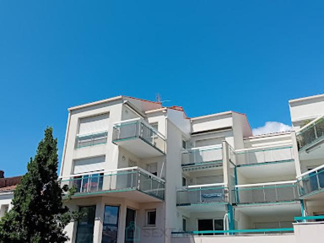 Vente Appartement 3 pièces 81 m2 Royan