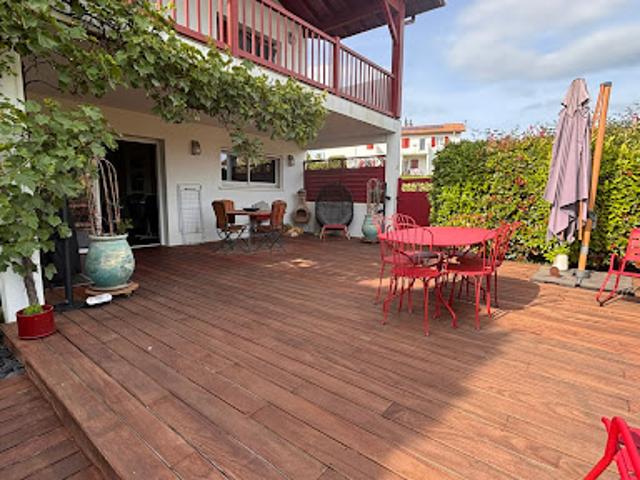 Vente Appartement 3 pièces 82 m2 Villefranque
