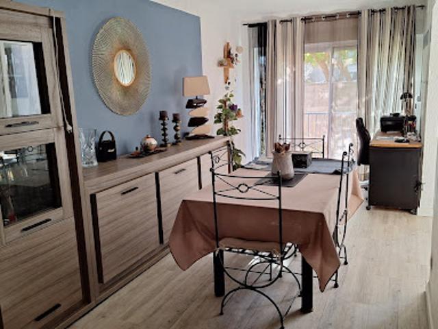 Vente Appartement 3 pièces 82 m2 Sète
